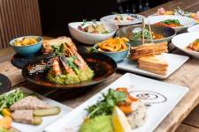 Kouss AMOURA - Kouss AMOURA